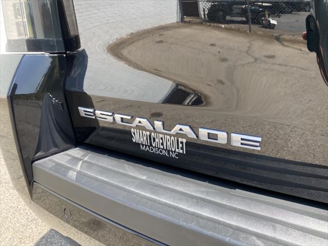 used 2019 Cadillac Escalade ESV car, priced at $28,486