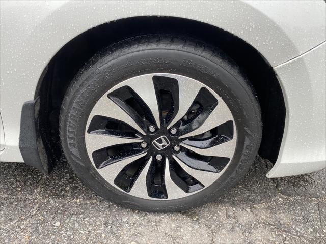 used 2015 Honda Accord Hybrid car, priced at $15,276