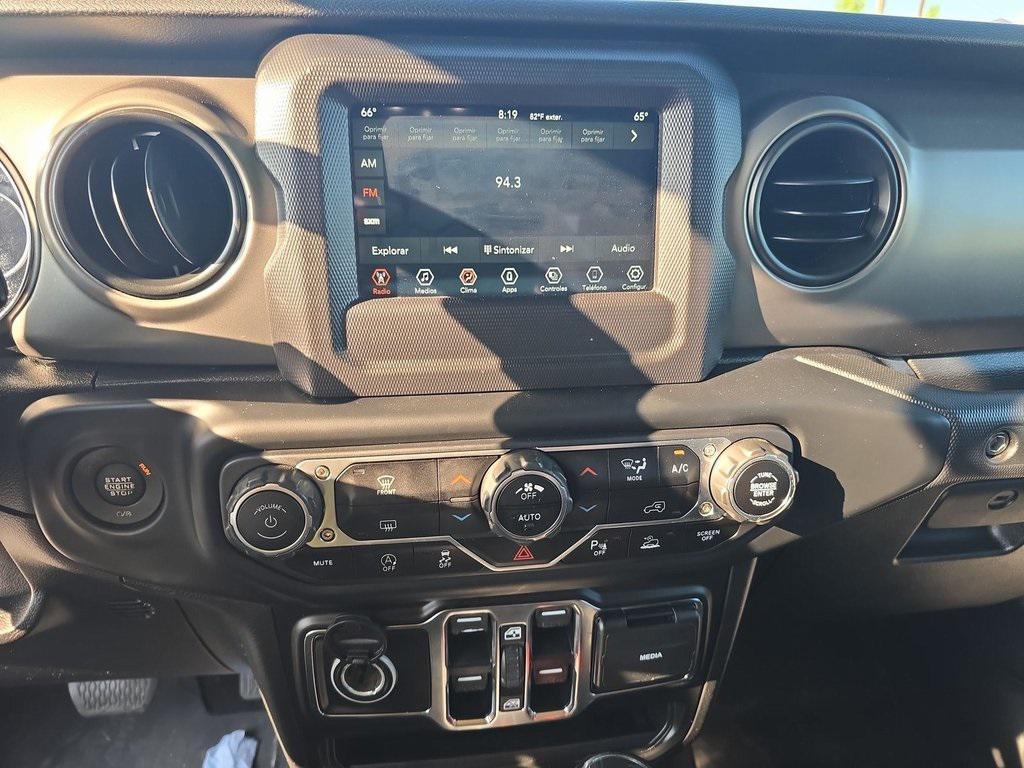 used 2021 Jeep Gladiator car, priced at $33,900