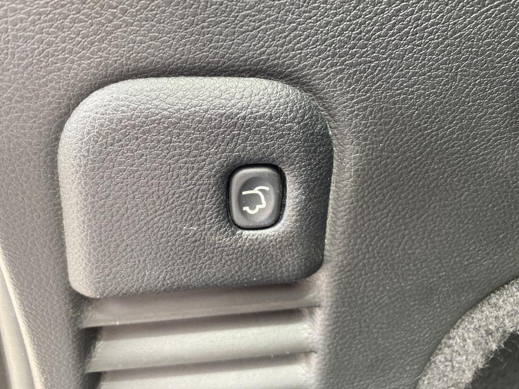used 2019 Jeep Grand Cherokee car, priced at $21,788
