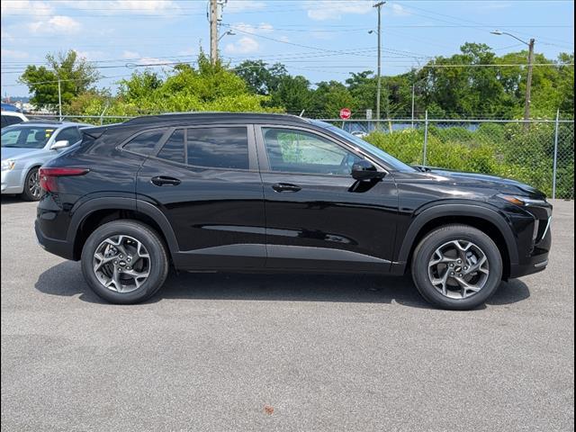 new 2025 Chevrolet Trax car, priced at $26,383