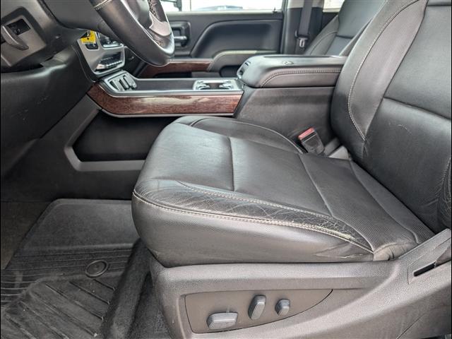 used 2017 GMC Sierra 2500 car, priced at $27,591