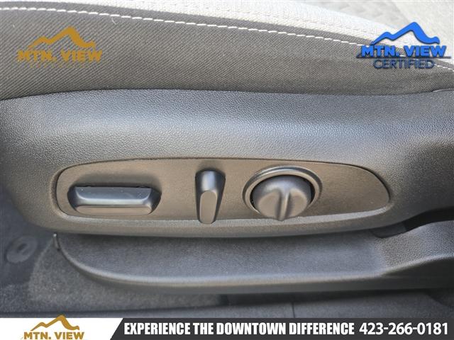 used 2023 Chevrolet Equinox car, priced at $20,950