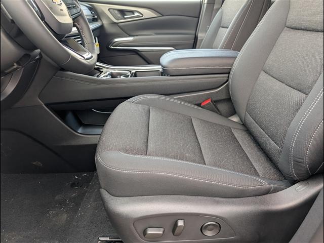 new 2026 Chevrolet Traverse car, priced at $45,313