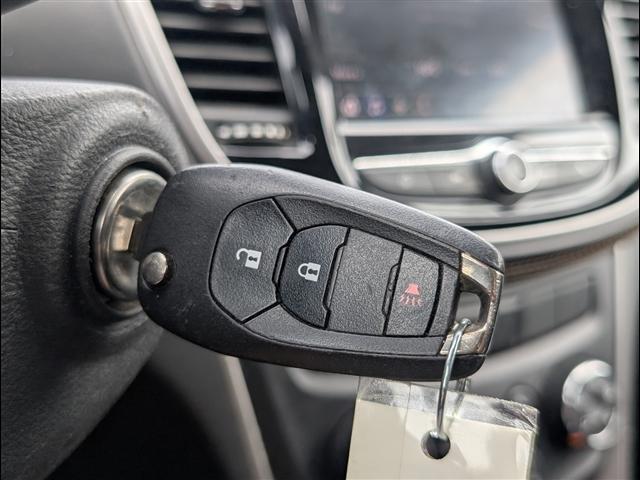 used 2022 Chevrolet Trax car, priced at $17,182