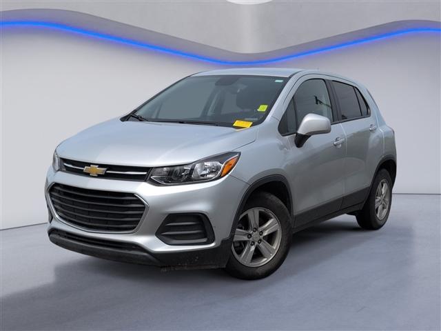 used 2022 Chevrolet Trax car, priced at $17,182