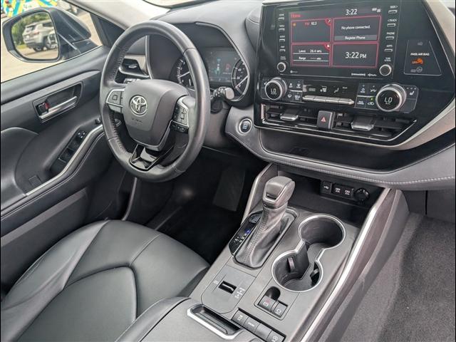 used 2021 Toyota Highlander car, priced at $26,950