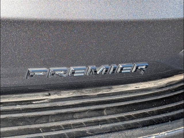 used 2022 Chevrolet Suburban car, priced at $41,950