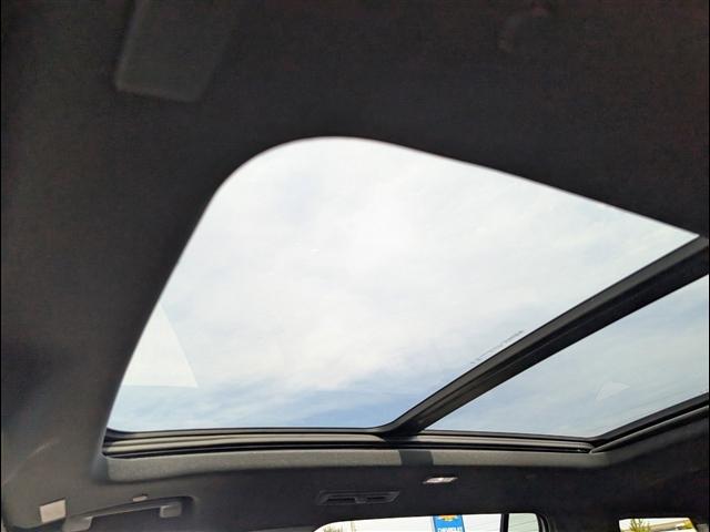 new 2026 Chevrolet Traverse car, priced at $58,493