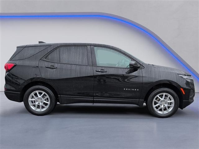 used 2023 Chevrolet Equinox car, priced at $22,950