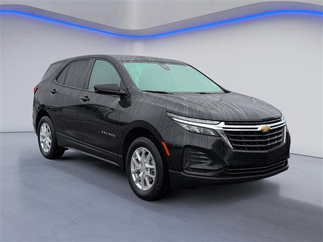 used 2023 Chevrolet Equinox car, priced at $22,650