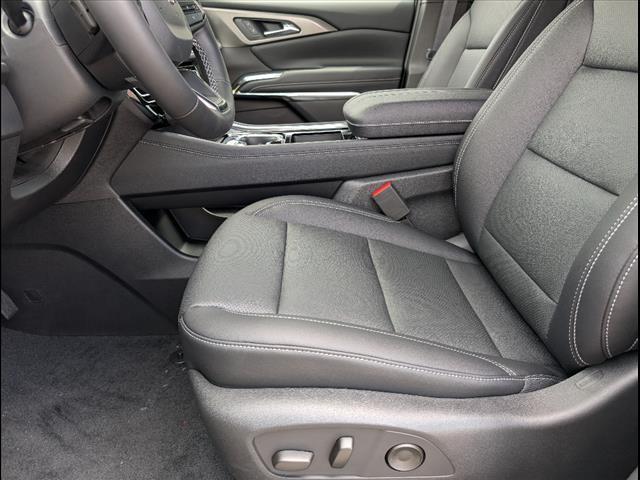 new 2025 Chevrolet Traverse car, priced at $44,093