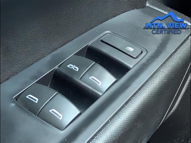 used 2022 GMC Sierra 1500 Limited car, priced at $24,900