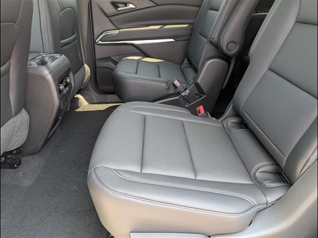 new 2025 Chevrolet Traverse car, priced at $46,878