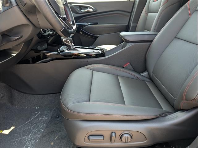 new 2025 Chevrolet Trax car, priced at $24,588