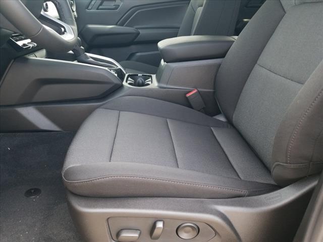 new 2025 Chevrolet Colorado car, priced at $36,033