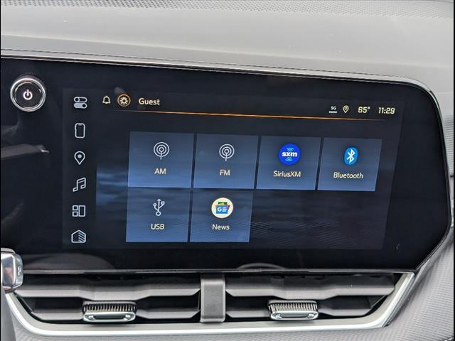 new 2026 Chevrolet Equinox car, priced at $33,689