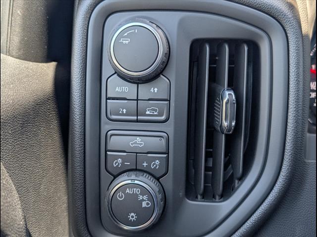 new 2025 Chevrolet Silverado 1500 car, priced at $48,468