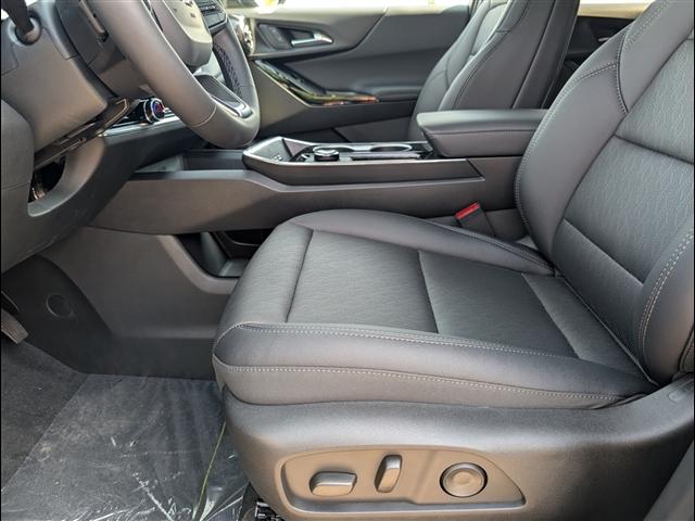 new 2026 Chevrolet Equinox car, priced at $34,654