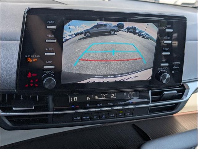 used 2023 Toyota Sienna car, priced at $31,900