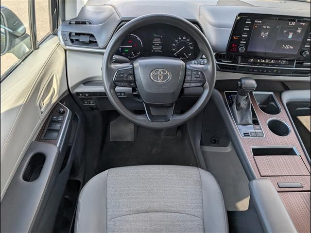 used 2023 Toyota Sienna car, priced at $31,900
