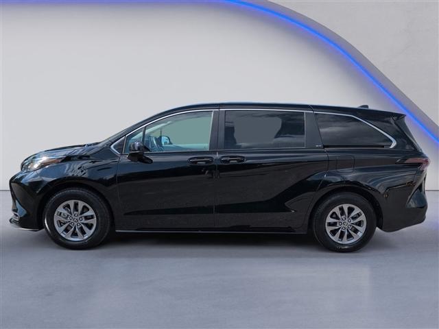 used 2023 Toyota Sienna car, priced at $29,521