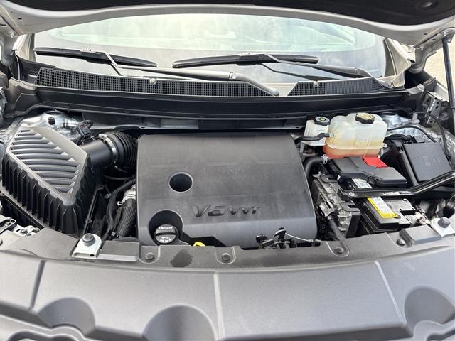 used 2022 Chevrolet Traverse car, priced at $25,768
