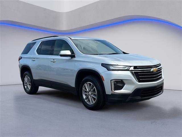 used 2022 Chevrolet Traverse car, priced at $25,768