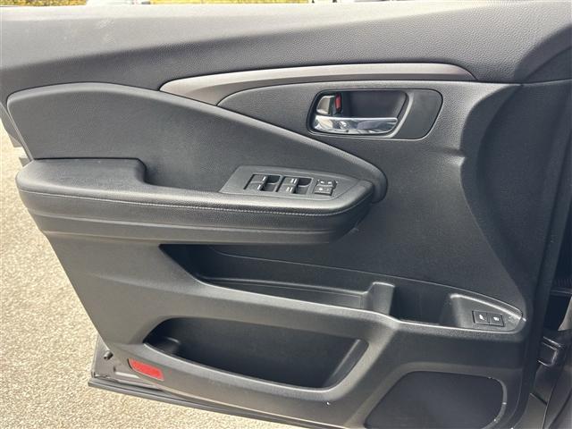 used 2016 Honda Pilot car, priced at $14,950