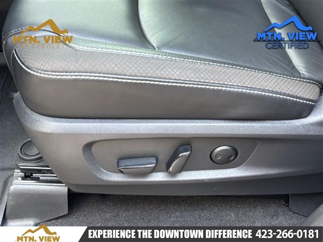 used 2023 Nissan Pathfinder car, priced at $32,950