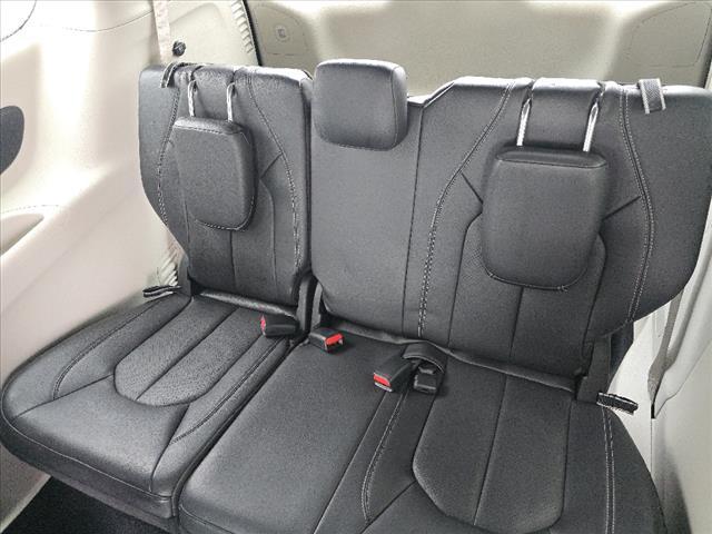 used 2022 Chrysler Pacifica Hybrid car, priced at $23,900