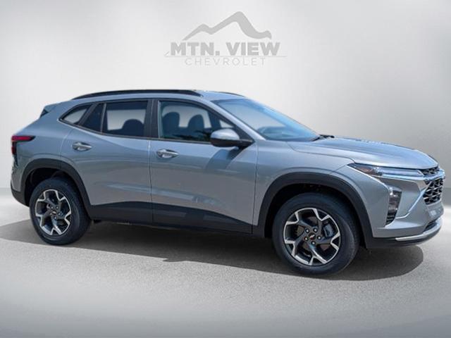 new 2025 Chevrolet Trax car, priced at $26,383