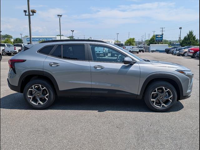 new 2025 Chevrolet Trax car, priced at $26,383