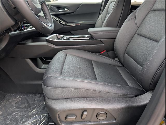 new 2026 Chevrolet Equinox car, priced at $33,589