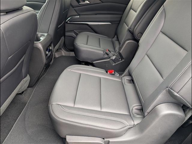 new 2026 Chevrolet Traverse car, priced at $46,103