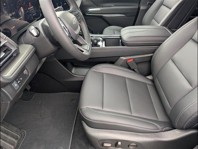 new 2026 Chevrolet Traverse car, priced at $48,103