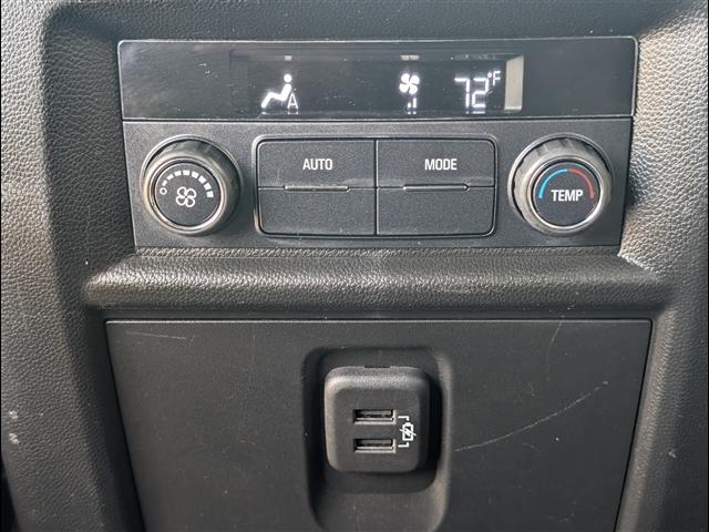 used 2022 Chevrolet Traverse car, priced at $22,950