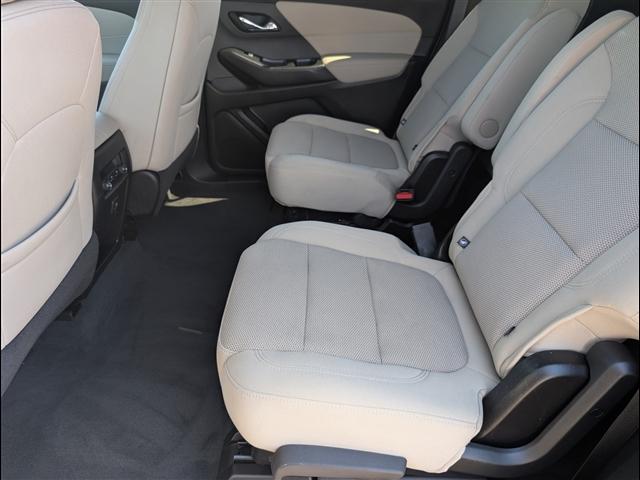 used 2022 Chevrolet Traverse car, priced at $22,950