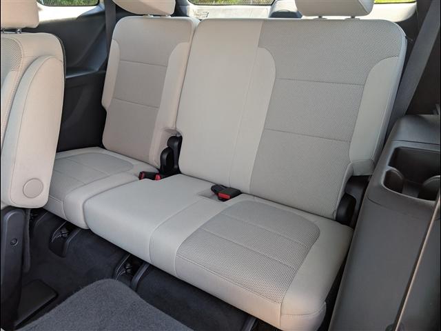 used 2022 Chevrolet Traverse car, priced at $22,950