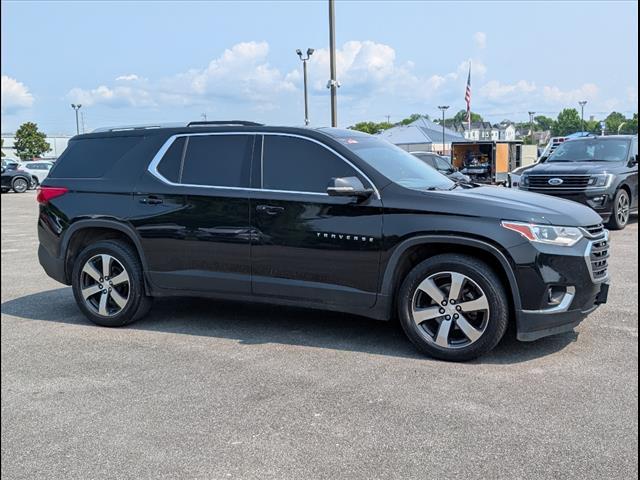 used 2018 Chevrolet Traverse car, priced at $18,900