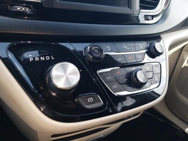 used 2019 Chrysler Pacifica car, priced at $16,950