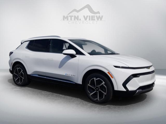 new 2025 Chevrolet Equinox EV car, priced at $44,488