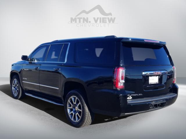 used 2020 GMC Yukon XL car, priced at $38,752