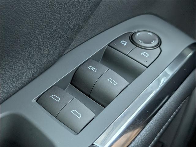 new 2026 Chevrolet Traverse car, priced at $48,318