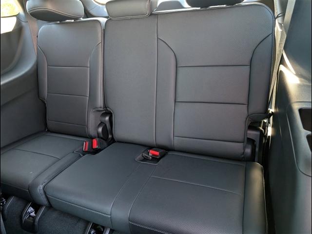 new 2026 Chevrolet Traverse car, priced at $46,318