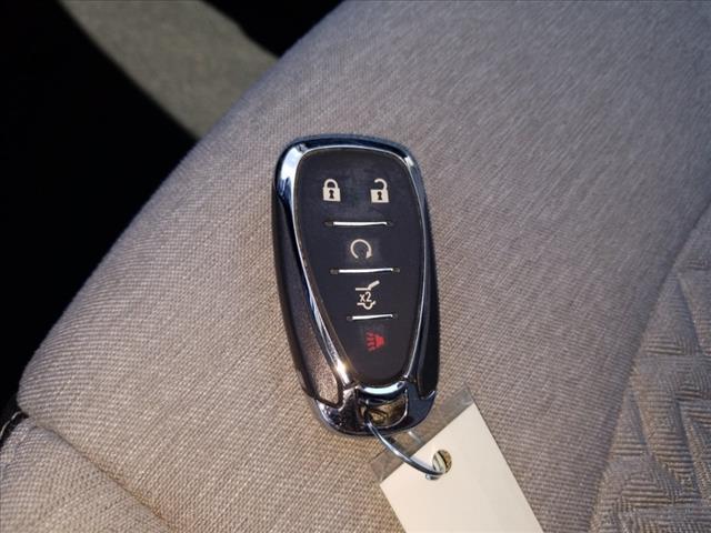 used 2023 Chevrolet Equinox car, priced at $17,950