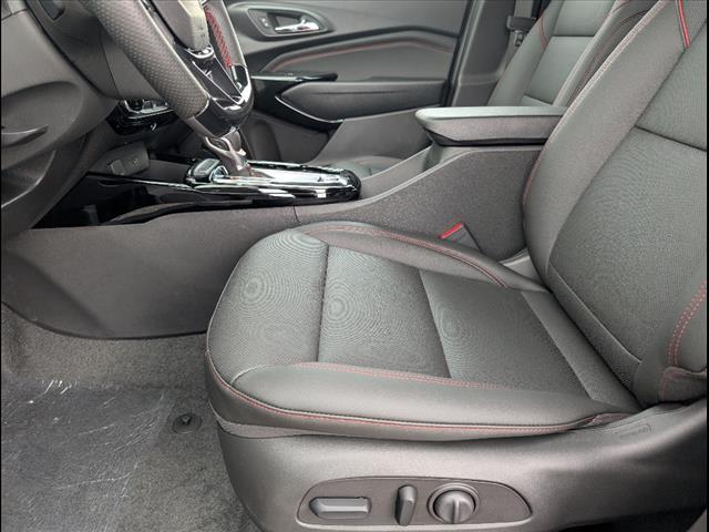 new 2025 Chevrolet Trax car, priced at $27,588
