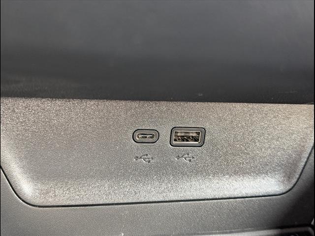 new 2026 Chevrolet Equinox car, priced at $33,689