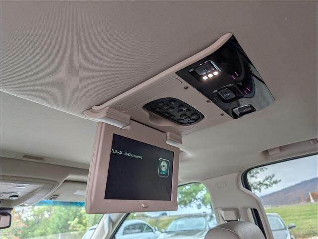 used 2018 Chevrolet Suburban car, priced at $23,398