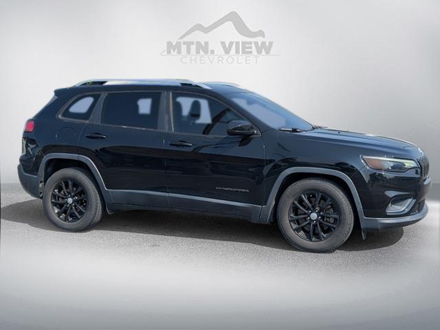 used 2019 Jeep Cherokee car, priced at $15,989